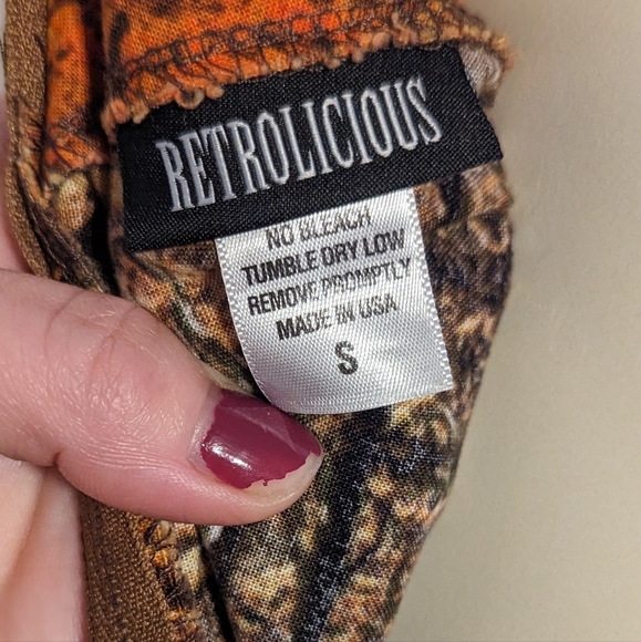 Retrolicious fall leaves art print vintage fit party dress small keyhole pinup - Picture 2 of 9